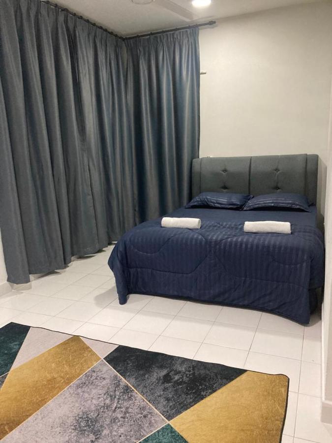 פוטראג'איה Absyar Homestay Selasih מראה חיצוני תמונה